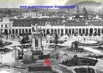 Plaza Central de Guatemala a principios del siglo XX. / Foto: Arlequinblog.
