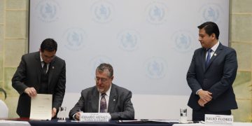 Presidente Bernardo Arévalo firma normativas e iniciativas de ley en la lucha contra la corrupción