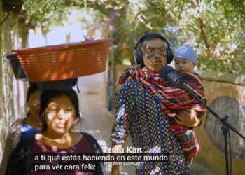 El artista se ha sumergido en la investigación de la palabra y en la reivindicación de la cultura maya a través de su música. / Foto: cortesía MCD