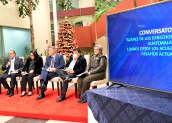 Realizan conversatorio sobre los logros y desafíos en materia de derechos humanos desde los Acuerdos de Paz