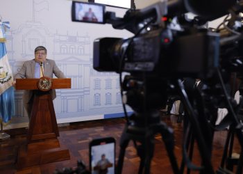 Ministro de Gobernación, Francisco Jiménez, presenta avances alcanzados en el fortalecimiento de la seguridad pública. / Foto: Gilber García.