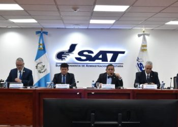 Superintendente de la SAT rechaza señalamientos y pide respeto a sus derechos de inocencia.