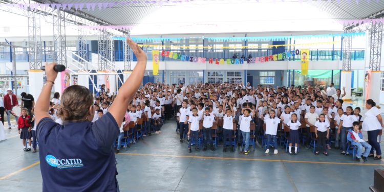 El programa es preventivo para que los niños puedan crecer en ambientes sanos. / Foto: cortesía Seccatid