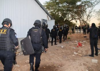 Este tipo de operativos no solo han permitido avanzar en las investigaciones, sino que también han resultado en la captura de presuntos criminales. / Foto: PNC