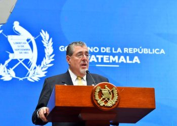 El presidente Arévalo destacó que el verdadero cambio requiere pasar del reconocimiento del problema a la acción concreta. / Foto: Alex Jacinto