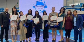 Condecoran a deportistas destacados por el Día del Deportista 2024