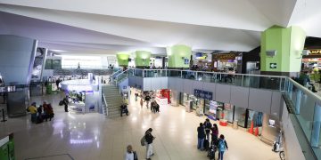 Presentan mejoras en el Aeropuerto Internacional La Aurora. / Foto: DGAC.