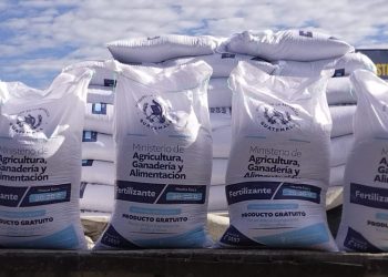 El MAGA hace un llamado a la ciudadanía para denunciar cualquier irregularidad, como el cobro indebido de dinero a cambio de la incorporación en los programas o la entrega de insumos, / Foto: MAGA