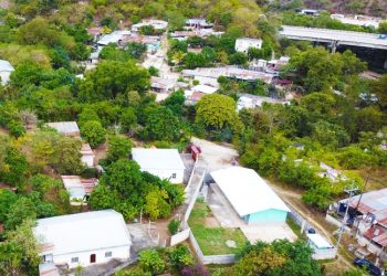 Seguimiento de proyectos para llevar desarrollo a las comunidades de San Antonio La Paz