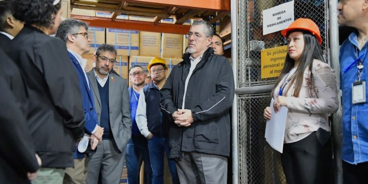 El gobierno reafirma su compromiso de garantizar el derecho a la salud. Adequiere medicamentos y equipo médico por medio de UNOPS