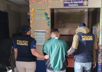 Capturan a diez implicados en estafas para ingreso a la PNC. / Foto: PNC