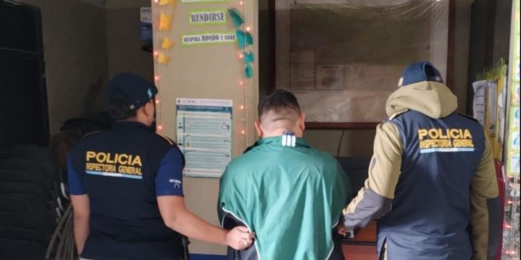 Capturan a diez implicados en estafas para ingreso a la PNC. / Foto: PNC