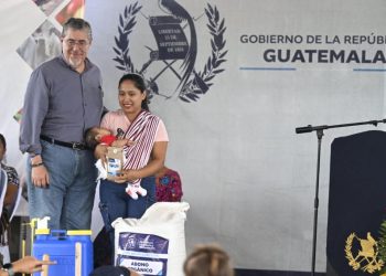 El bono campesino representa un paso concreto hacia el fortalecimiento de la agricultura familia. / Foto: Alvaro Interiano