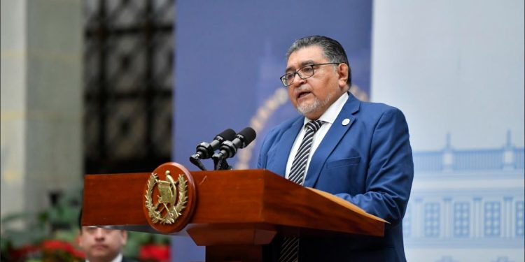 El ministro Estrada subrayó que estas acciones son parte del compromiso del Gobierno para apoyar a las comunidades campesinas. / Foto: Alex Jacinto