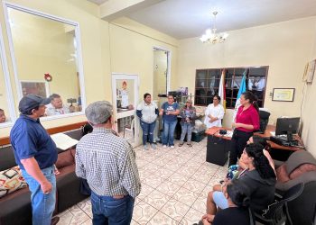 Reunión de trabajo para fortalecer acciones para el desarrollo educativo en Izabal