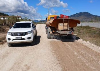 Avanzan trabajos de mantenimiento en tramo vial de Jalapa