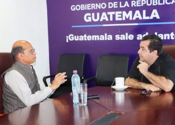 Embajador de la India y el Gobernador de Petén impulsan colaboración en comercio, turismo y cultura