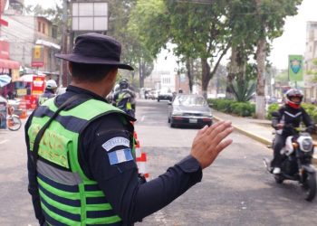 Con la llegada de diciembre, los accidentes de tránsito se incrementan en un 35 %. / Foto: DT-PNC.