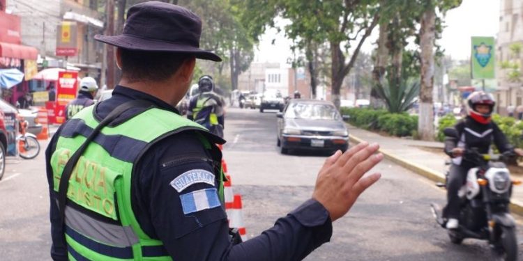 Con la llegada de diciembre, los accidentes de tránsito se incrementan en un 35 %. / Foto: DT-PNC.