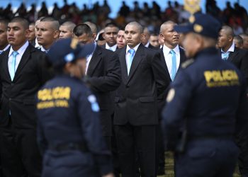 Más de 3 mil 500 jóvenes iniciaron su formación para ser agentes de PNC.