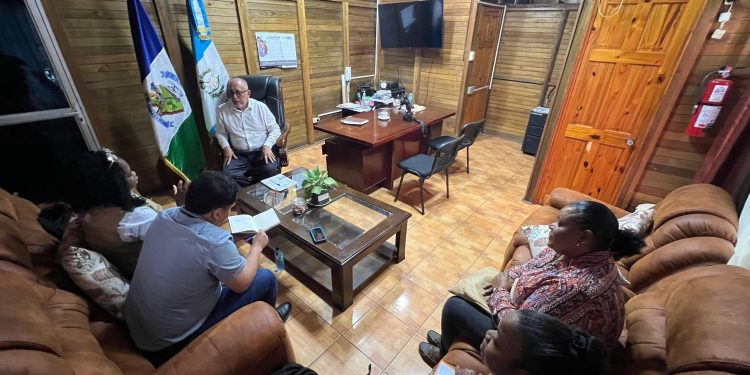 Entidades dan seguimiento a temas para la promoción y protección de idiomas mayas en Izabal