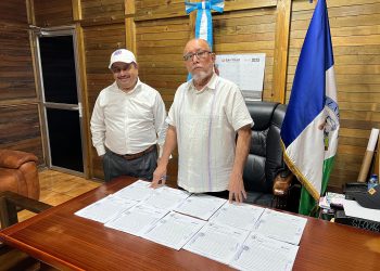 Convenios permitirán mejorar la infraestructura vial en Izabal