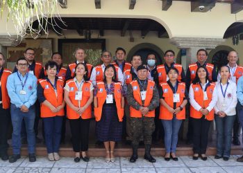 Acreditan a integrantes de la Codred de Sacatepéquez