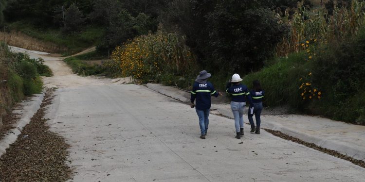 Comunidades de Chimaltenango contarán con mejoramiento de caminos rurales
