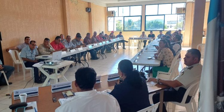 Reunión extraordinaria del Codede de Jutiapa aborda importantes gestiones presupuestarias