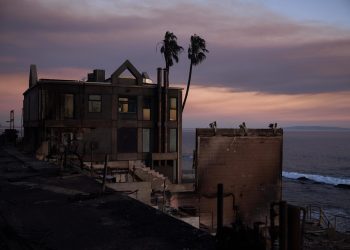 Pacific Palisades, el barrio de los ricos y famosos que quedó reducido a cenizas por los incendios en Los Ángeles