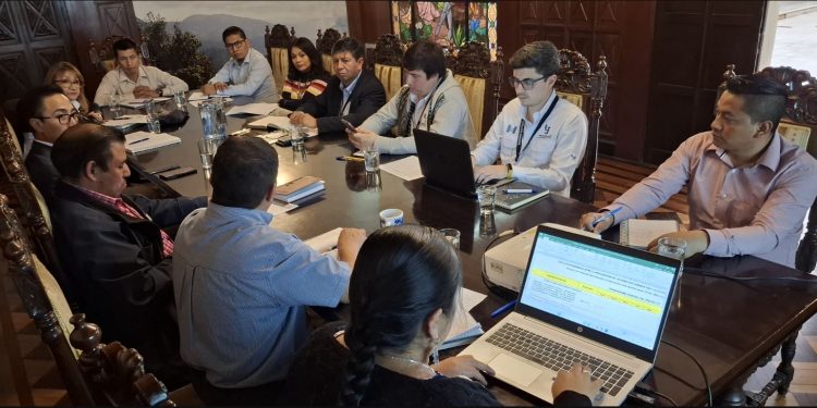 Anuncian traducción del Catecismo Constitucional a siete idiomas mayas. / Foto: ALMG.