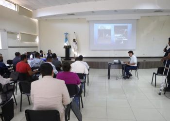 CIV escuchó demandas de comunitarios de Escuintla ante desbordamientos del río Coyolate. / Foto: CIV.