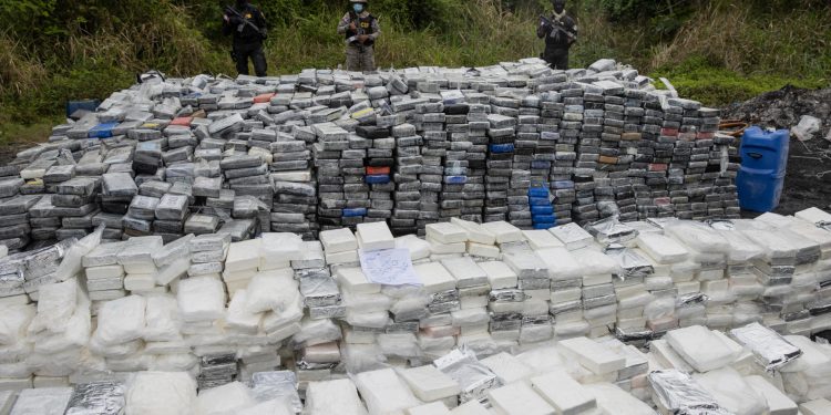 Las 9.8 tonoladas de cocaína que se descureron en diciembre en un puerto de República Dominicana llegaron meses antes de Colombia.