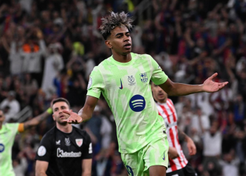 Barcelona es el primer finalista de la Supercopa de España