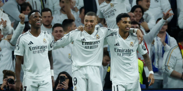 El tridente blanco da un respiro al Real Madrid en la Champions League