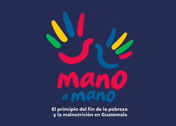 La iniciativa Mano a Mano tiene como objetivo abordar de manera integral la pobreza y la malnutrición en 114 municipios del país. / Foto: Mides.