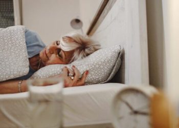 El sueño profundo no solo descansa, también despeja la mente