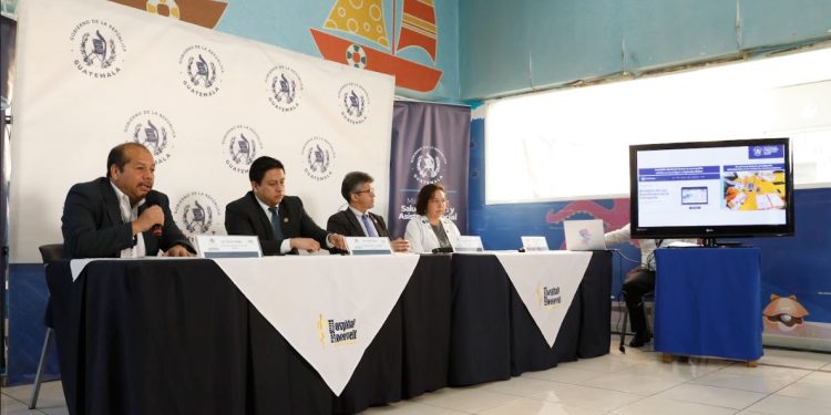 Empresa amasó más de 235 millones de quetzales en supuestas obras de salud