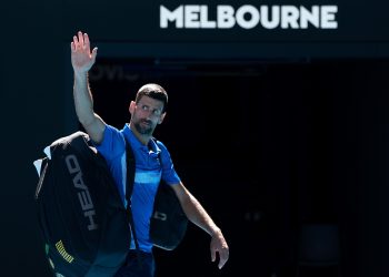 Djokovic se retira del Australian Open por lesión ante Zverev