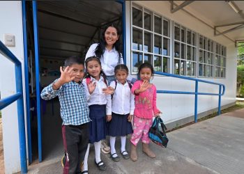 Remozamiento de Escuela Llano Largo, en Jutiapa. / Foto: Byron de la Cruz.