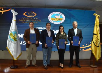 Insivumeh firmó carta de entendimiento con el Colegio de Arquitectos para compartir información estratégica. / Foto: Insivumeh.