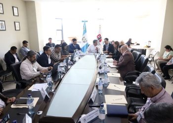 Diferentes instancias e instituciones integrarán la Mesa Técnica para definir destino de proyectos de infraestructura estancados.