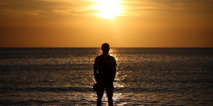 Científicos advierten sobre la aceleración del calentamiento de la superficie de los océanos.