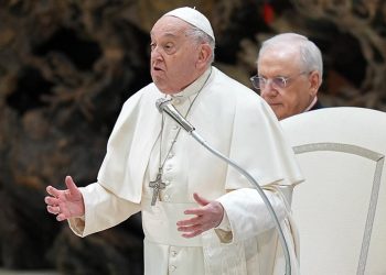 El papa Francisco exhora a buscar una solución a la crisis en la República Democrática del Conco (RDC). /Foto: tomada del diario Afa & Omega en web