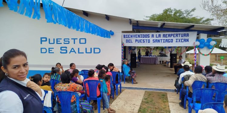 Celebran entrega de remozamiento del Puesto de Salud de Santiago, Ixcán, Quiché, que se logró con el apoyo del proyecto Crecer Sano.