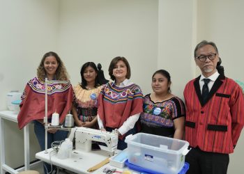 Entrega de Centro de Formación Quédate en Quiché. / Foto: Vicepresidencia de la República.