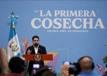 Presidente Bernardo Arévalo entregará la orden del Quetzal a Luis Almagro