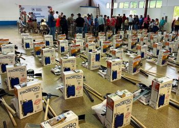 Bono Campesino llega a familias de San Antonio La Paz y Sansare, El Progreso