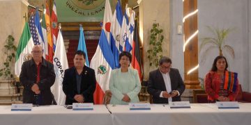 Conmemoran 28 aniversario de los Acuerdos de Paz en Quetzaltenango