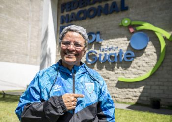Karla Alemán se despide de la selección femenina de futbol de Guatemala